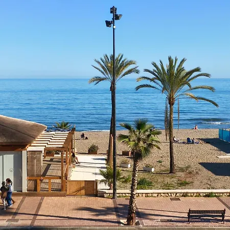 Don Juan Boliches Primera Linea De Playa Fuengirola
